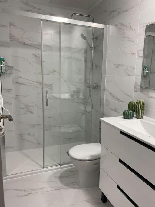 Tu Hogar Temporal En Madrid Con Excelente Ubicacion Appartement Buitenkant foto